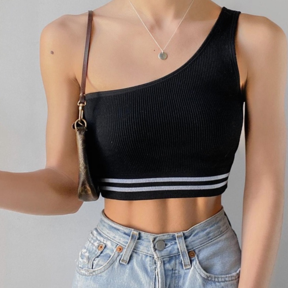 Free People Movement One Shoulder Crop Bra. Size XS/Small. EUC